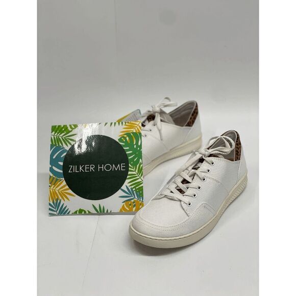 Baretraps Women's Yanis Rebound Technology Fashion Sneaker - White 8.5M - Picture 1 of 9